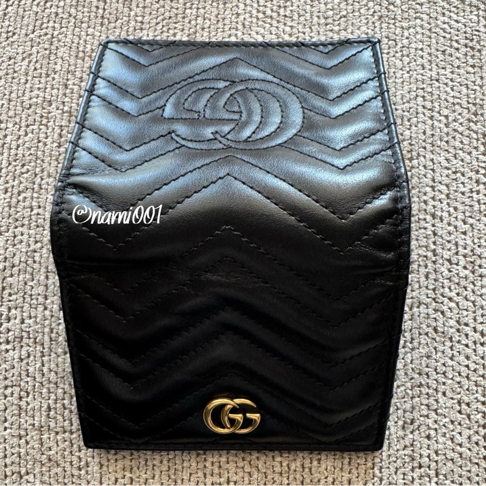 Gucci Black Compact Wallet with Gold GG Logo - Picture 5 of 9